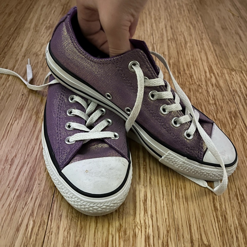 Glitter low top converse